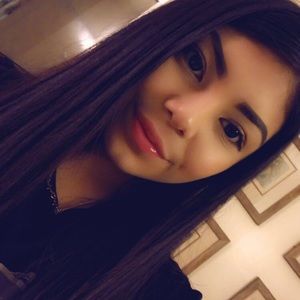 Meet your Posher, Samantha